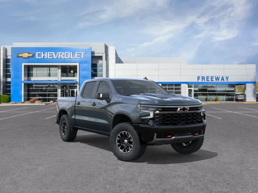 2025 Chevrolet Silverado 1500 ZR2 photo 1