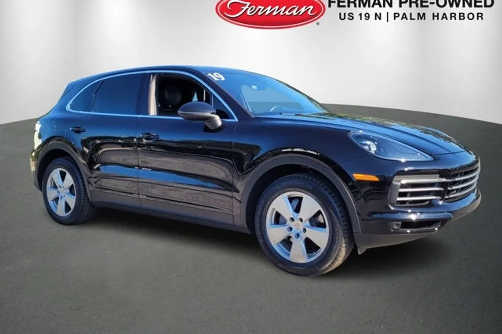 2019 Porsche Cayenne Base photo 1