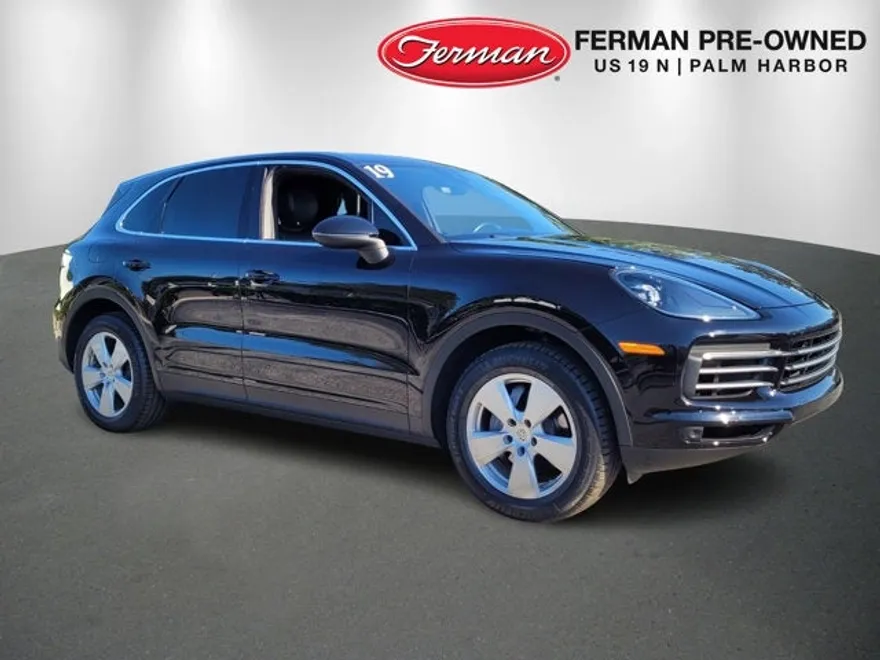 2019 Porsche Cayenne Base photo 1