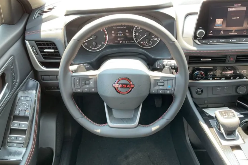 2026 Nissan Rogue SV photo 1
