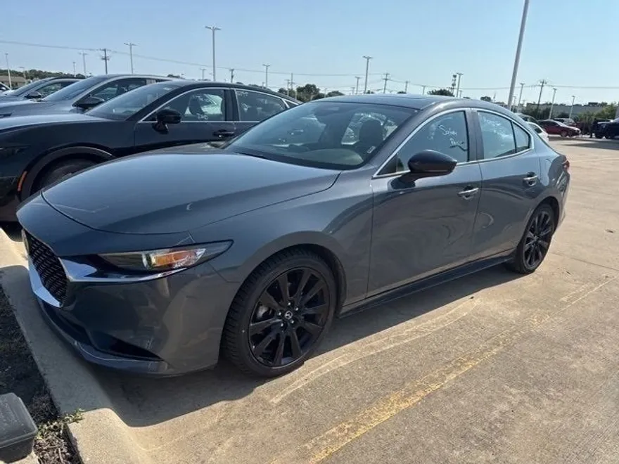 2024 Mazda Mazda3 Sedan 2.5 s Carbon photo 1
