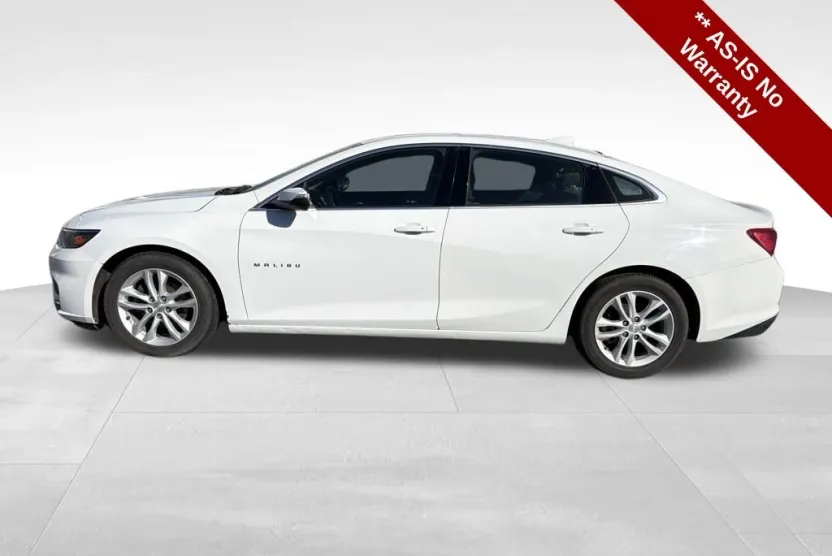 2017 Chevrolet Malibu 1LT photo 1