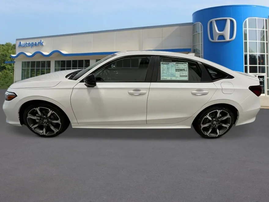 2025 Honda Civic Hybrid Sport Touring photo 1