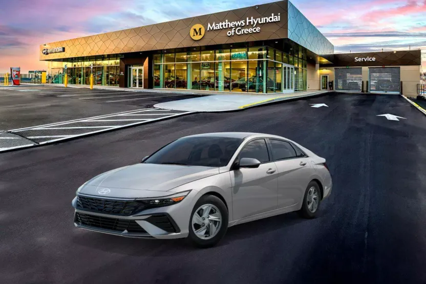 2025 Hyundai Elantra SE photo 1