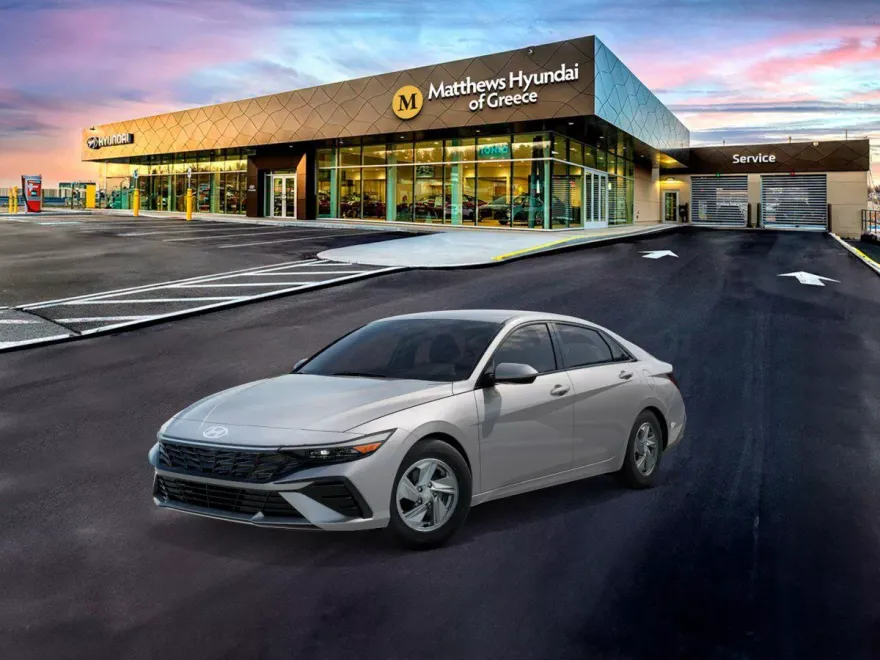 2025 Hyundai Elantra SE photo 1