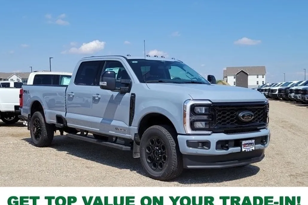 2025 Ford F-250 photo 1