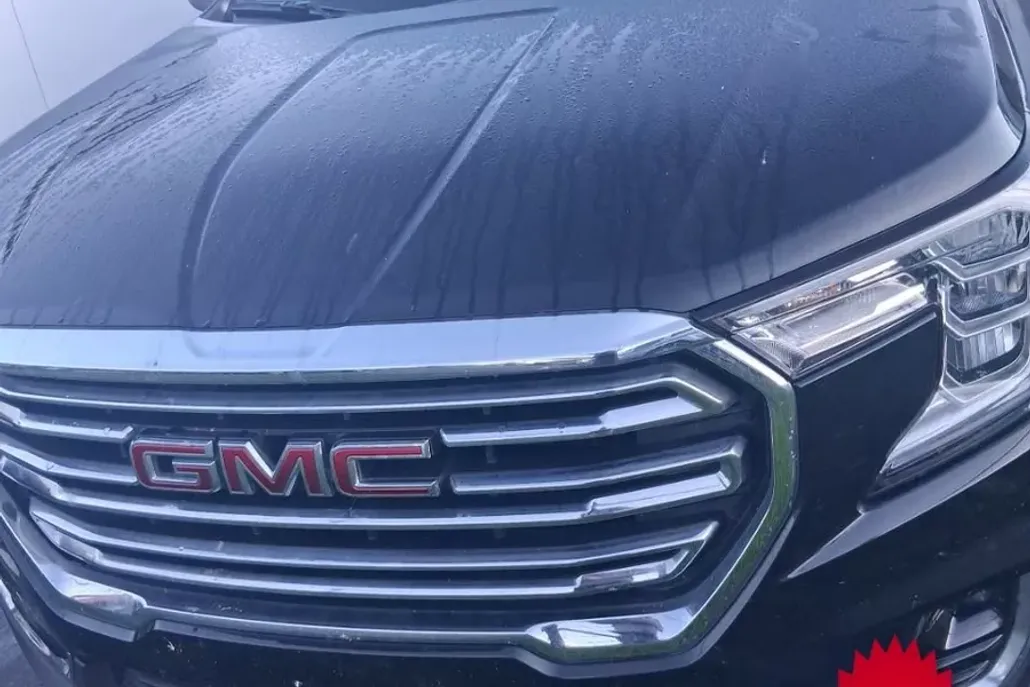 2024 Gmc Terrain SLT photo 1