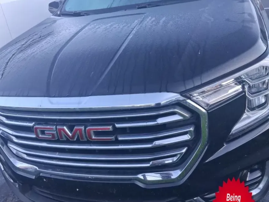 2024 Gmc Terrain SLT photo 1