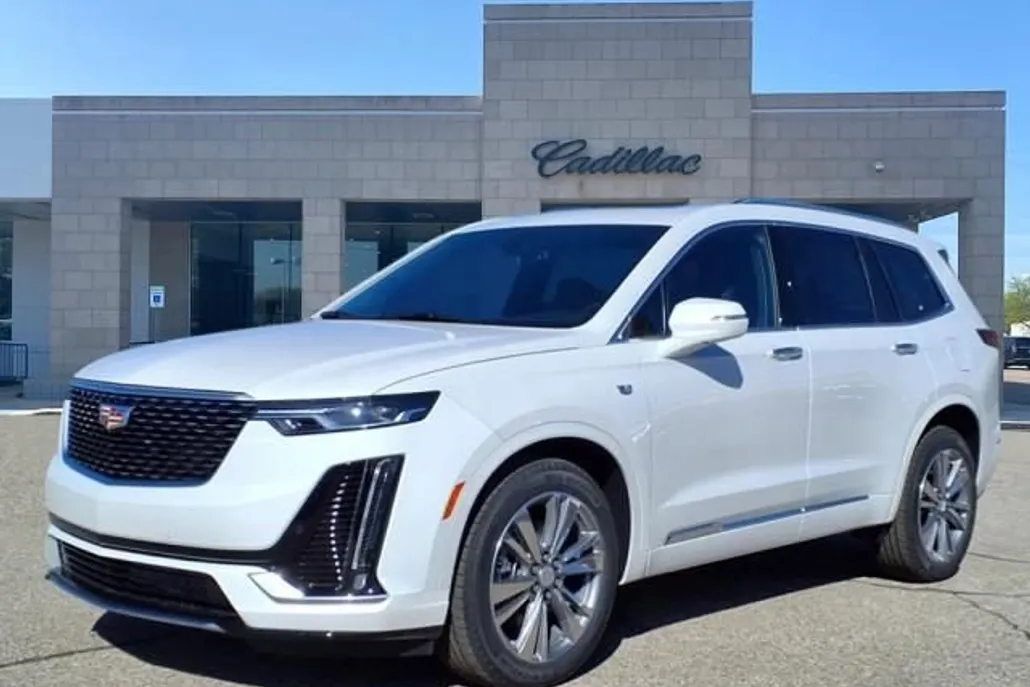 2025 Cadillac XT6 Premium Luxury photo 1