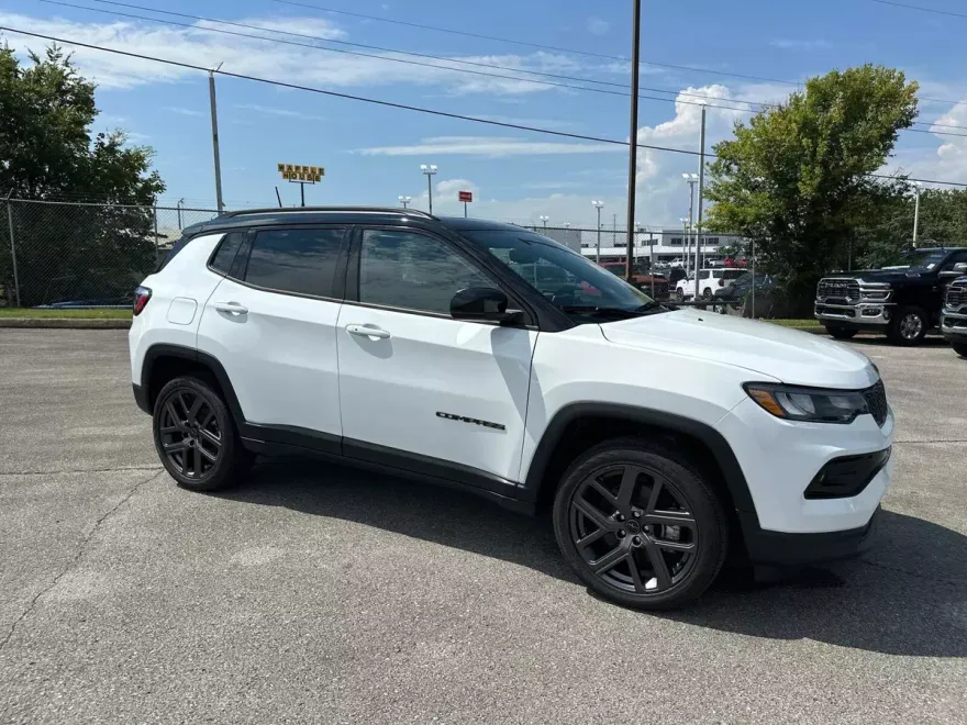 2025 Jeep Compass Limited photo 1