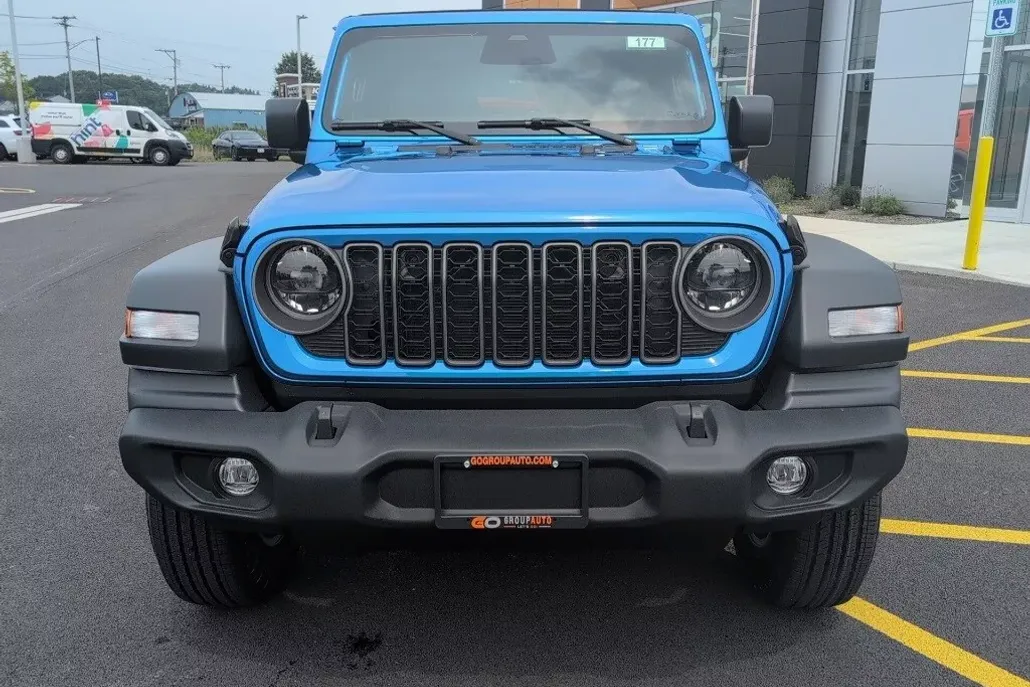 2025 Jeep Wrangler Sport S photo 1
