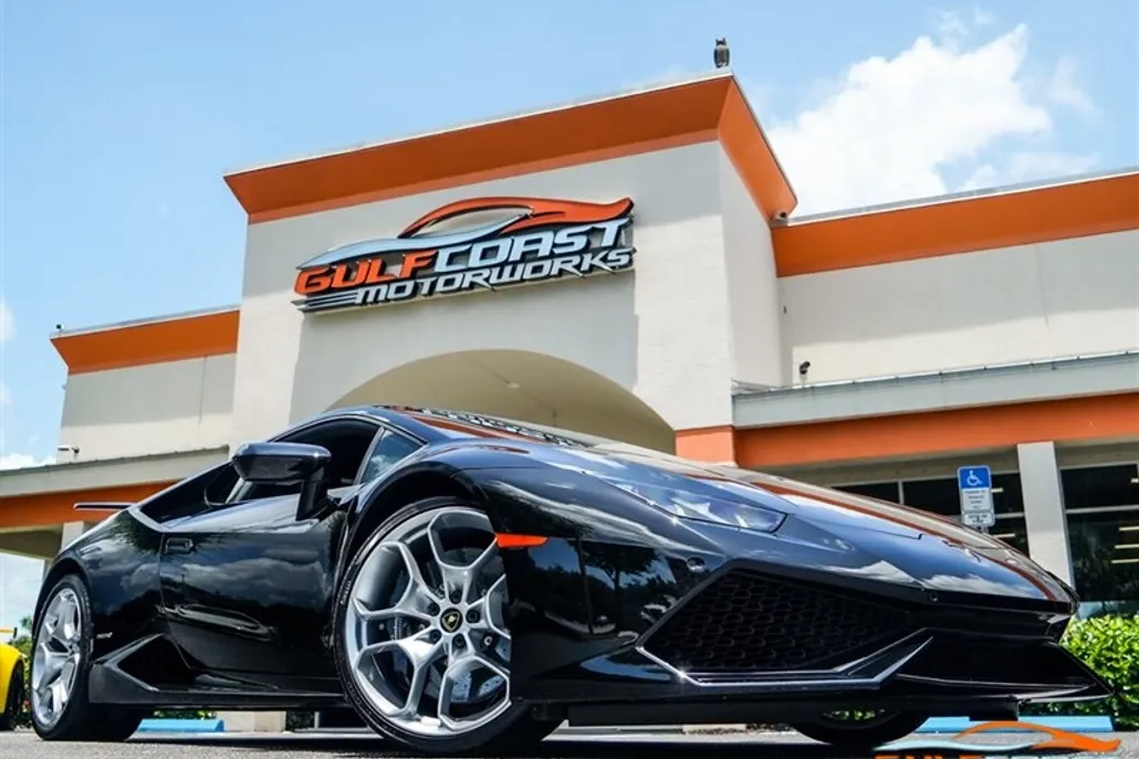 2015 Lamborghini Huracan LP 610-4 photo 1