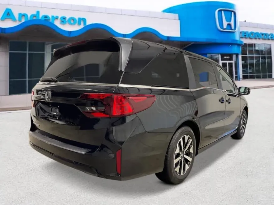2026 Honda Odyssey EX-L photo 2