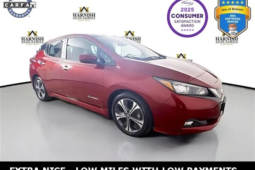 2018 Nissan Leaf SV photo 1