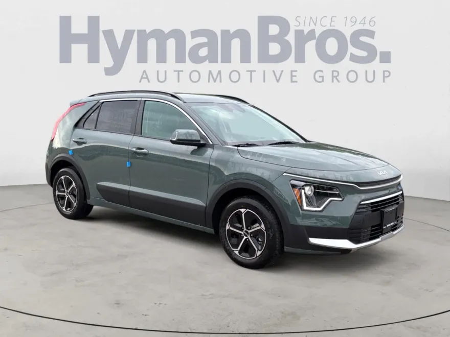 2025 Kia Niro EX photo 1