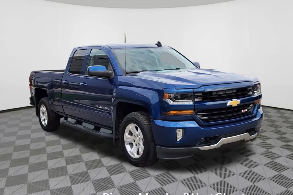 2016 Chevrolet Silverado 1500 LT photo 1