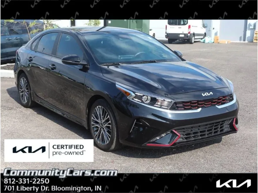 2023 Kia Forte GT-Line photo 1