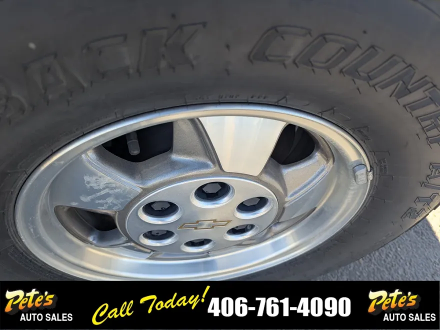 2000 Chevrolet Tahoe LS photo 1