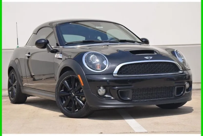 2012 Mini Cooper photo 1