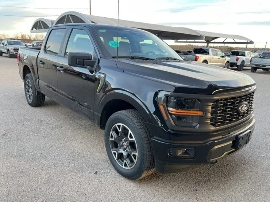 2025 Ford F-150 STX photo 1