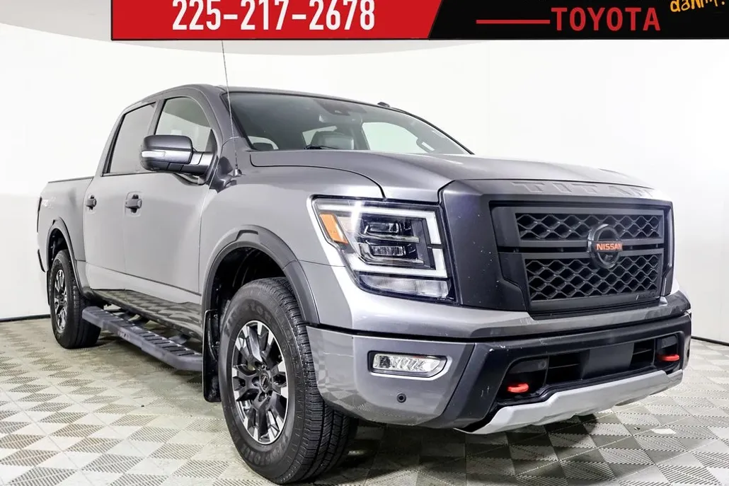 2021 Nissan Titan PRO-4X photo 1