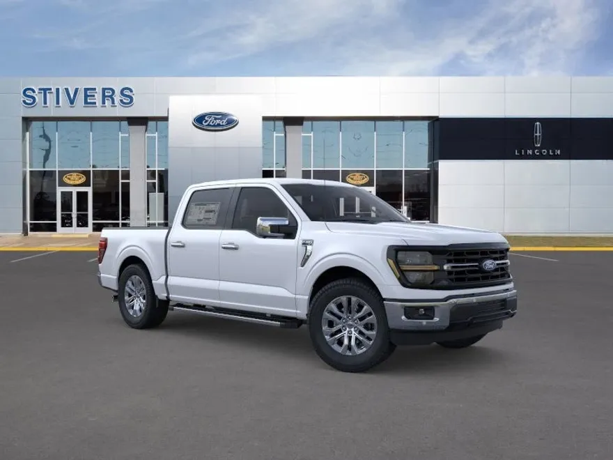 2025 Ford F-150 XLT photo 1