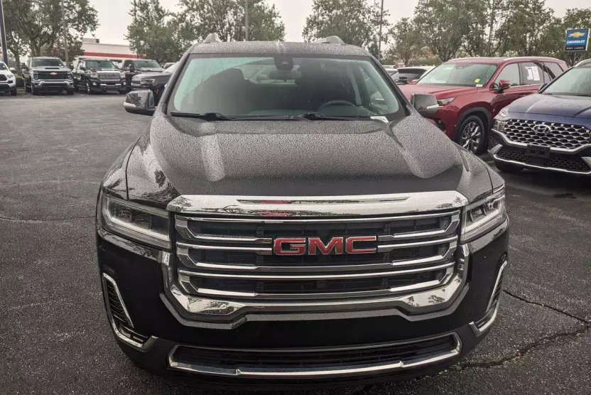 2023 Gmc Acadia SLE photo 1