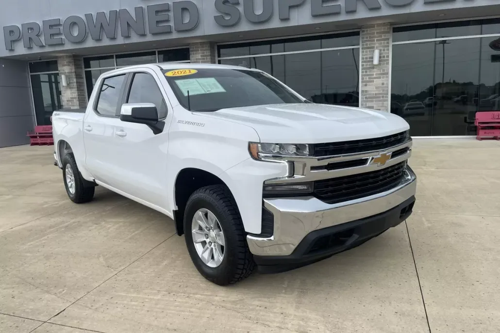 2021 Chevrolet Silverado 1500 LT photo 1