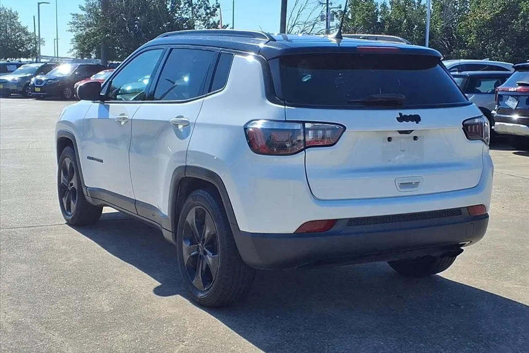 2019 Jeep Compass North Edition Latitude photo 1