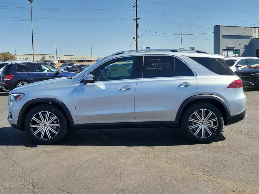 2025 Mercedes Benz GLE 450 4MATIC photo 3