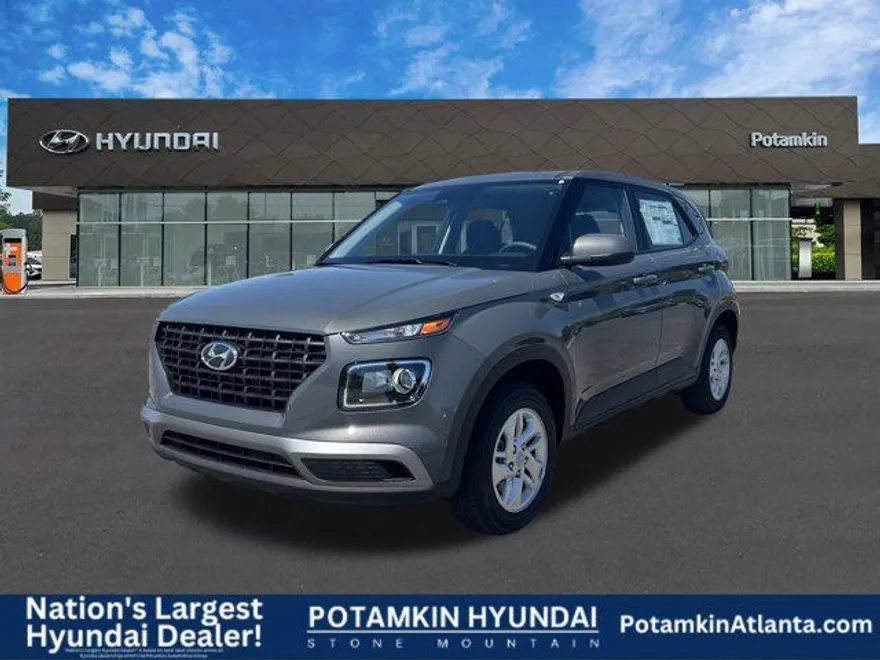 2025 Hyundai Venue SE photo 1