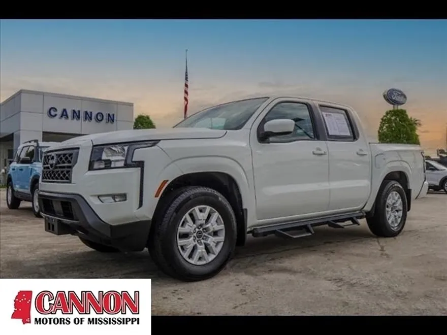 2023 Nissan Frontier SV photo 1