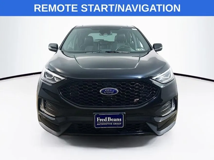 2022 Ford Edge ST photo 1