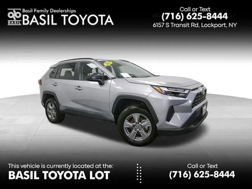 2025 Toyota RAV4 Hybrid LE photo 1
