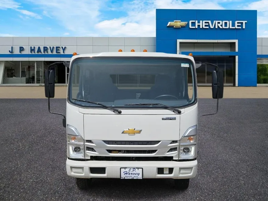 2024 Chevrolet Silverado 4500HD photo 1