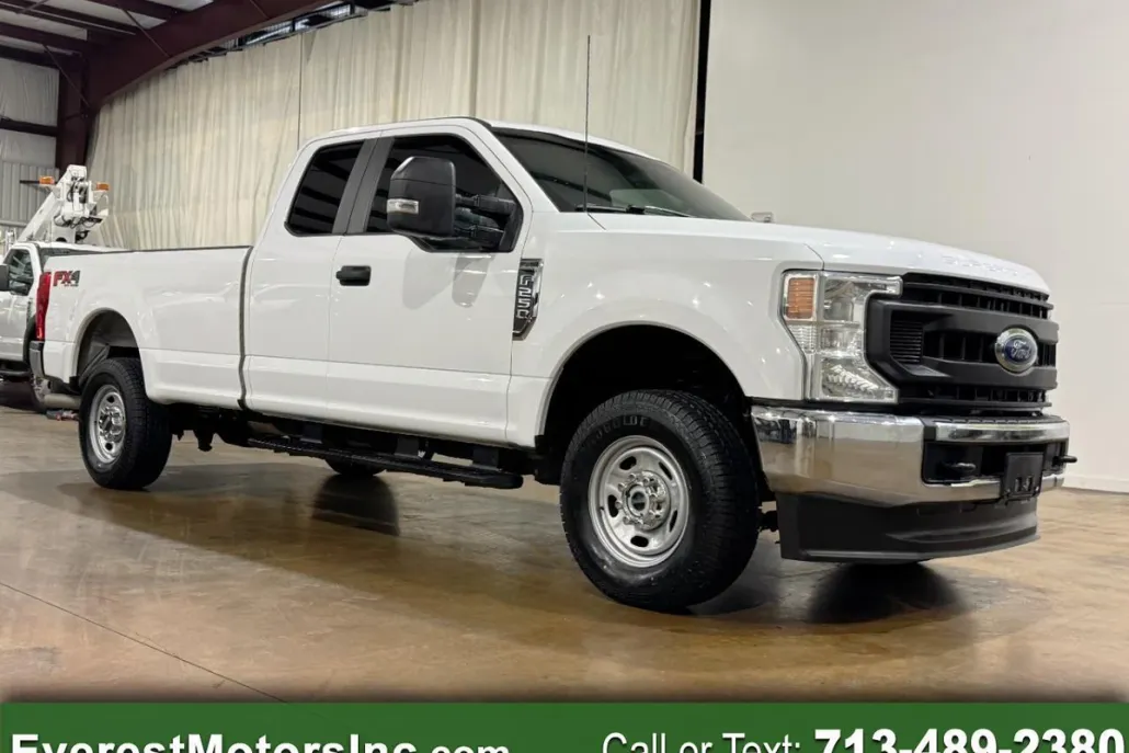 2022 Ford F-250 XL FX4 photo 1