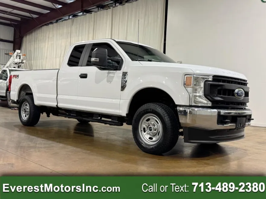 2022 Ford F-250 XL FX4 photo 1