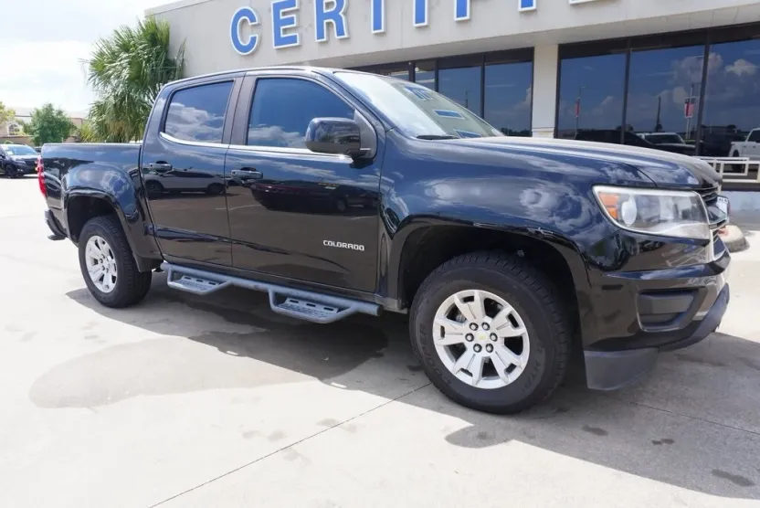 2019 Chevrolet Colorado LT photo 1