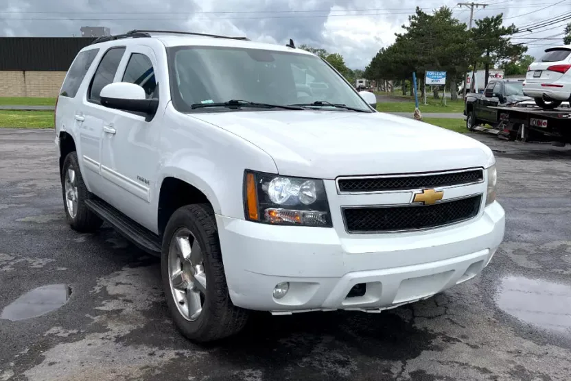 2012 Chevrolet Tahoe LT photo 1