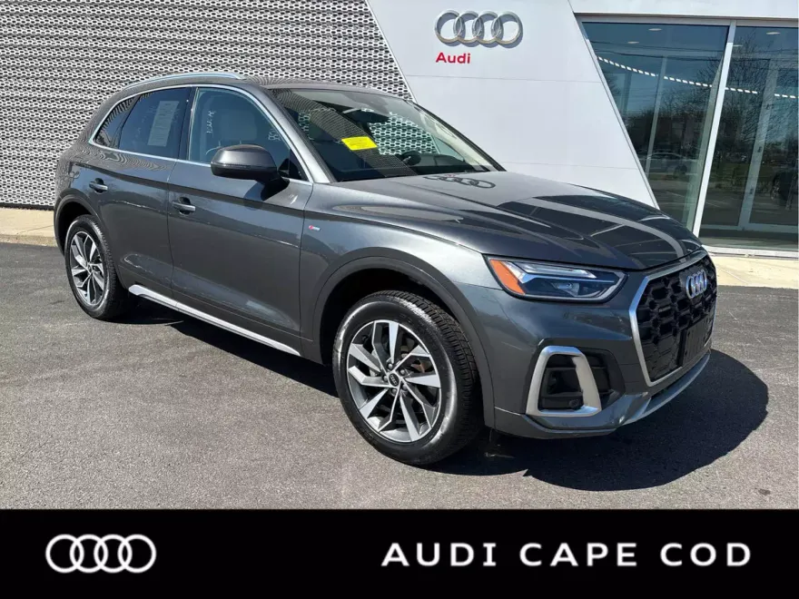 2022 Audi Q5 S line Premium Plus photo 1