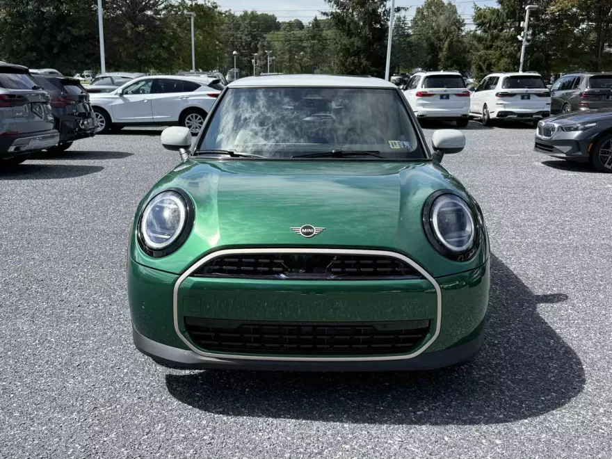 2026 Mini Cooper 2 Door Hardtop Signature photo 1