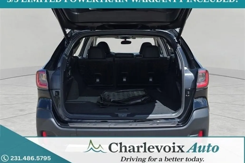 2022 Subaru Outback Limited photo 1