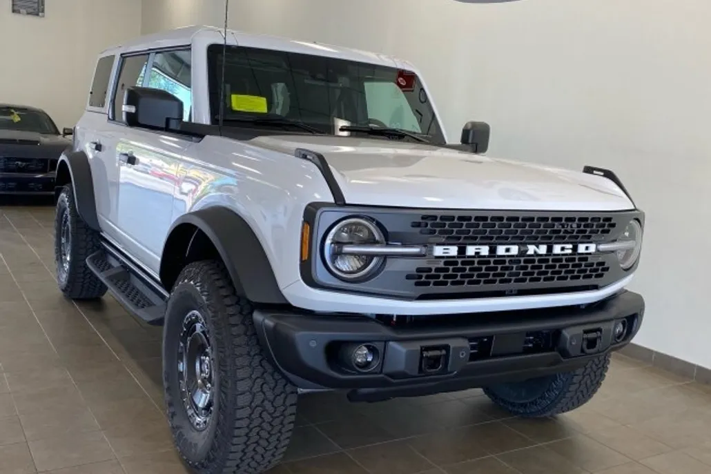 2025 Ford Bronco Badlands photo 1
