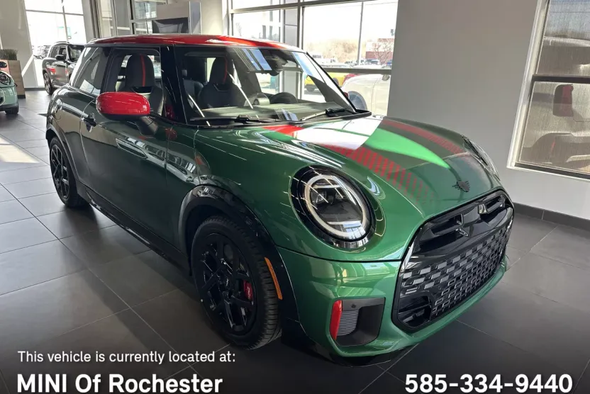 2025 Mini Cooper 2 Door Hardtop Signature photo 1