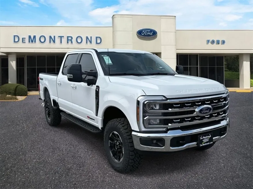 2025 Ford F-250 photo 1