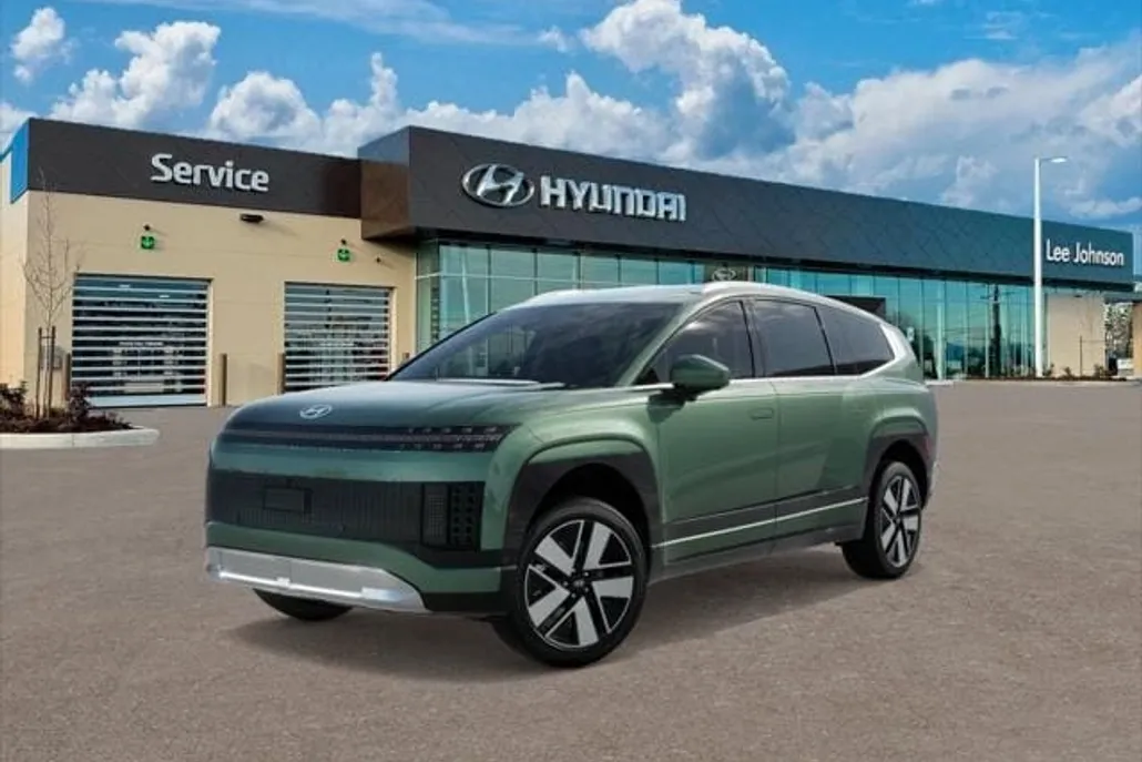 2026 Hyundai Ioniq SEL photo 1
