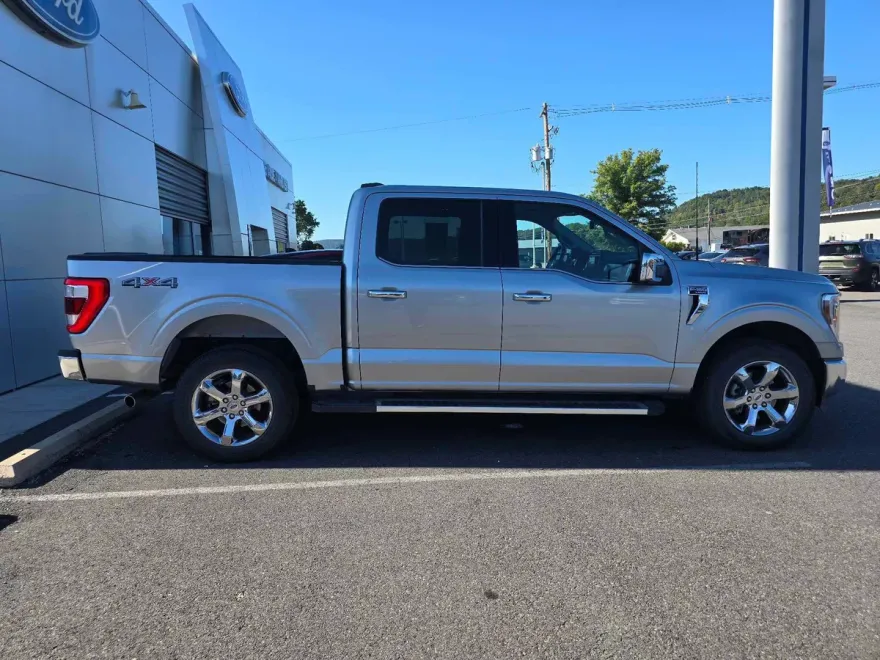 2023 Ford F-150 Lariat photo 1