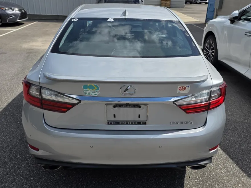 2018 Lexus ES 350 photo 1