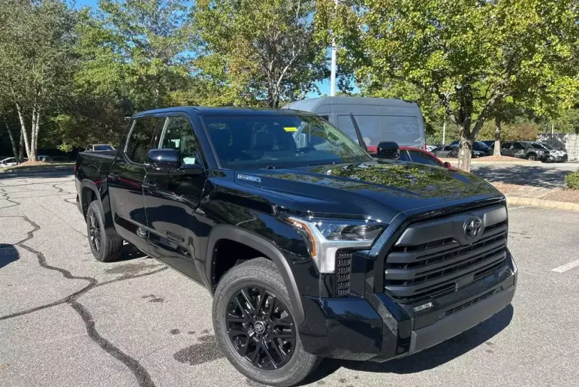2026 Toyota Tundra Limited photo 1