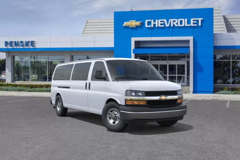2025 Chevrolet Express Passenger 3500 photo 1